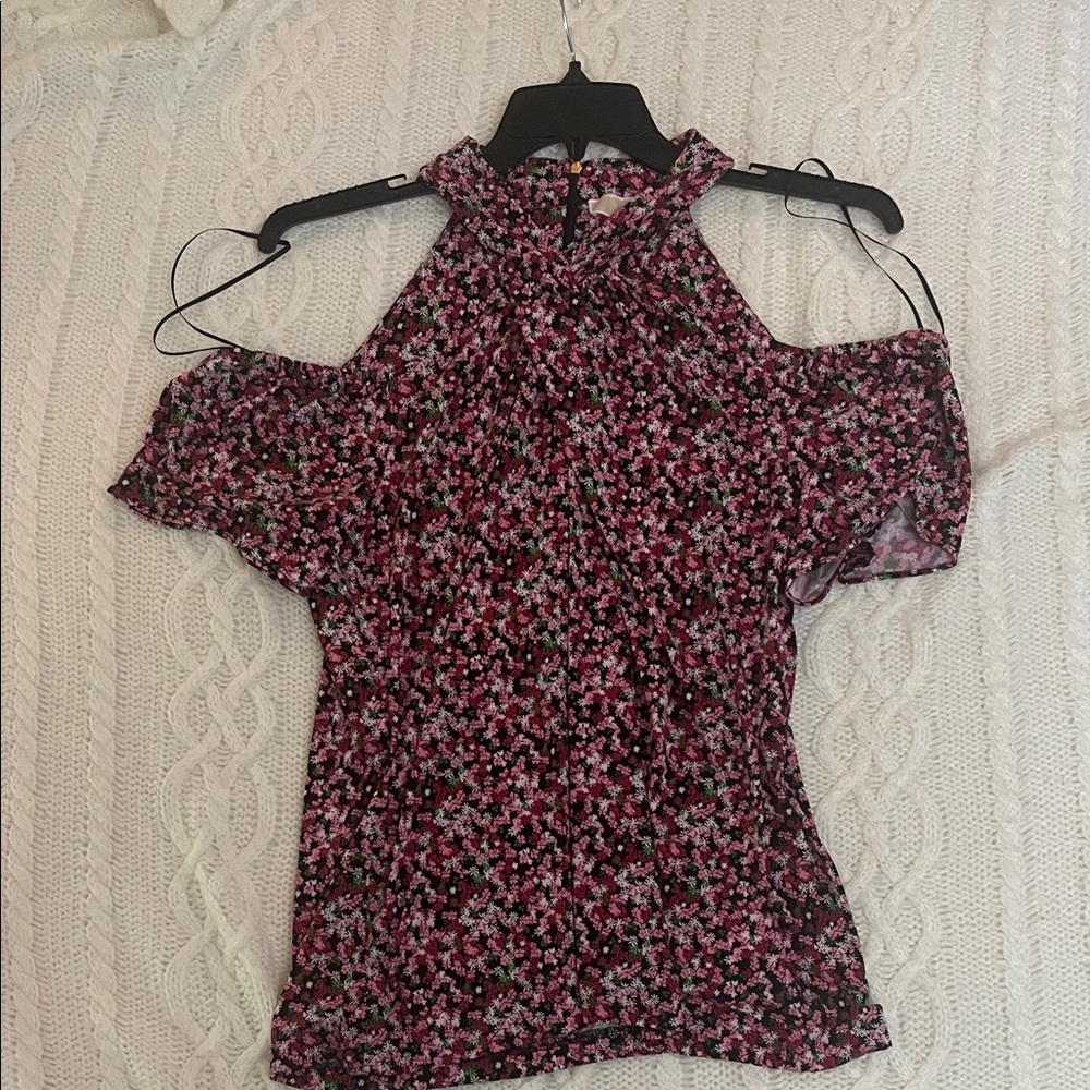 Michael Kors beautiful Floral off Shoulder halter style top with gold zipper